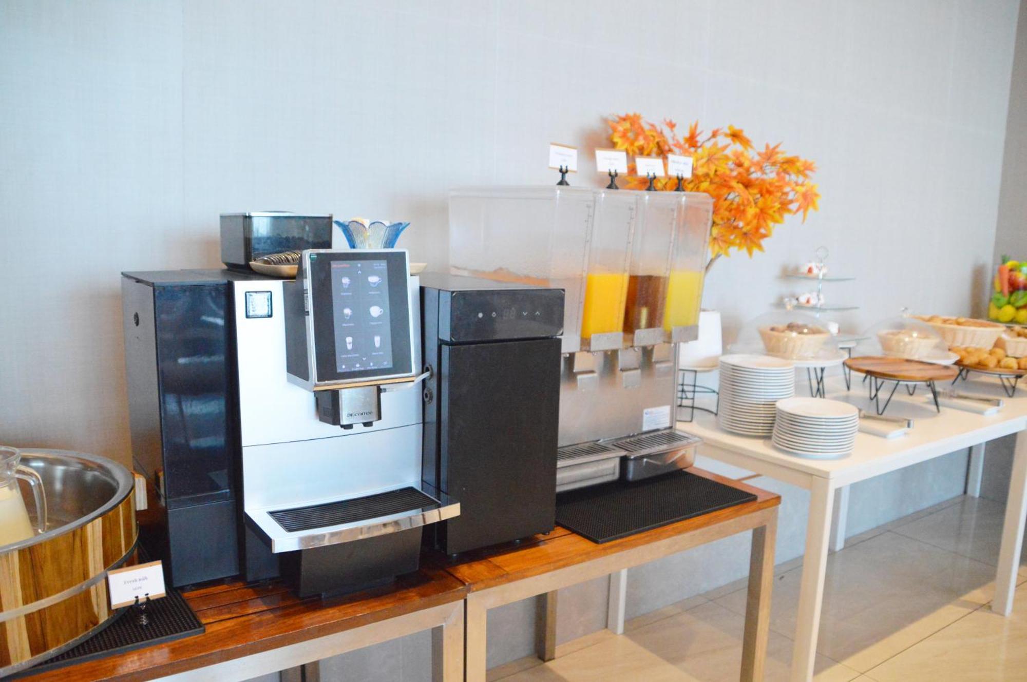 S Sriracha Hotel & Residence Si Racha Dış mekan fotoğraf